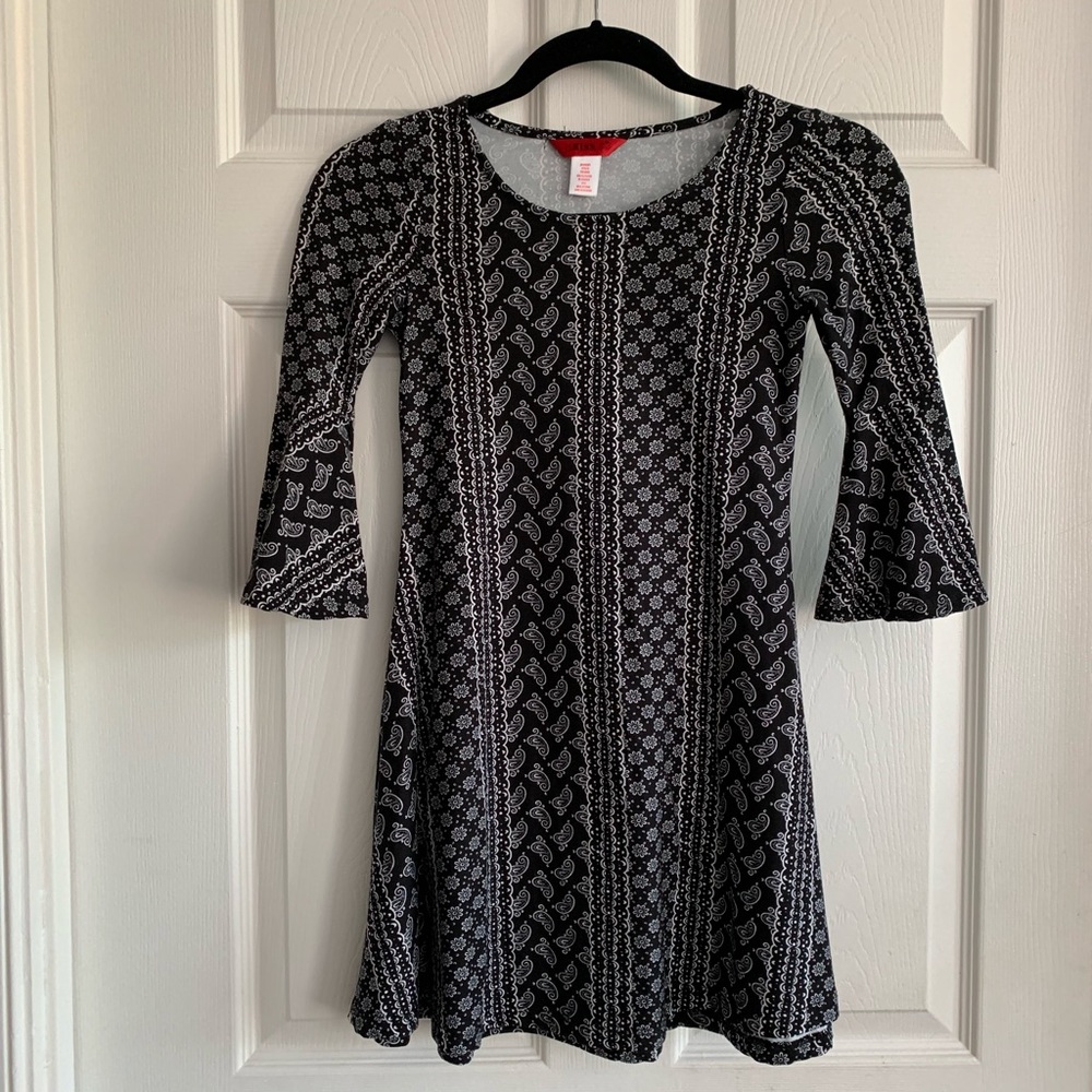 1st Kiss Girls Dress